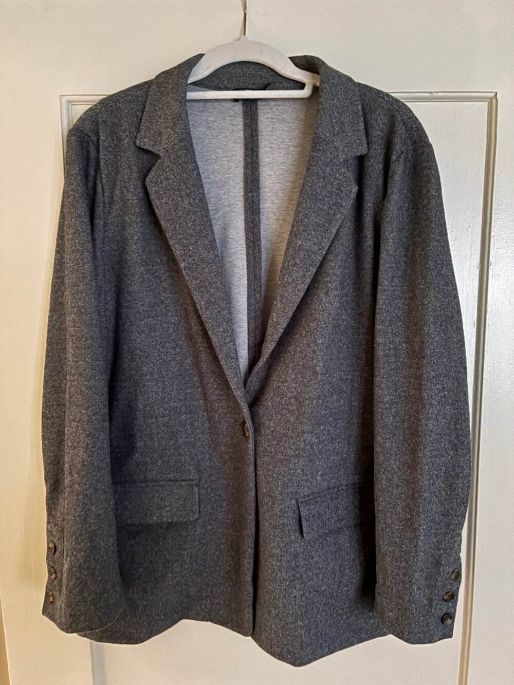Faherty Women's Dream Flannel Blazer in Mountain Charcoal Gray, L